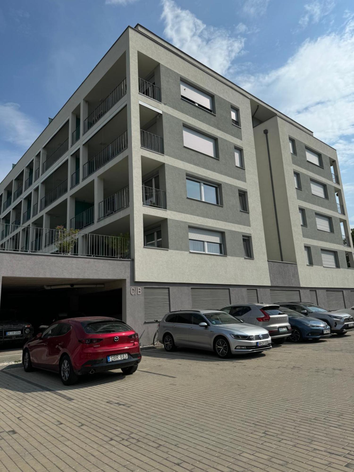 Lelle Resort Apartman Balatonlelle Luaran gambar
