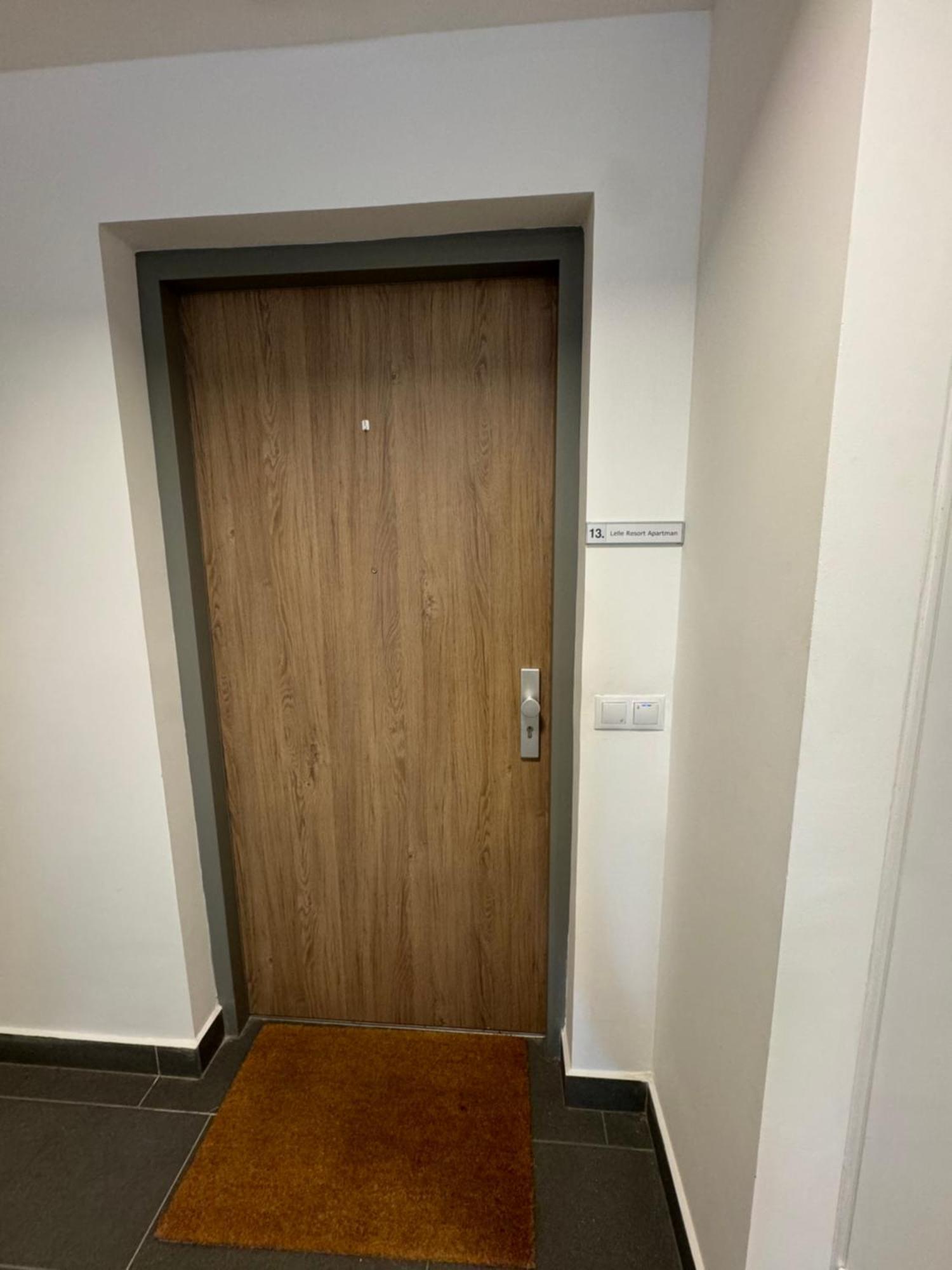 Lelle Resort Apartman Balatonlelle Luaran gambar